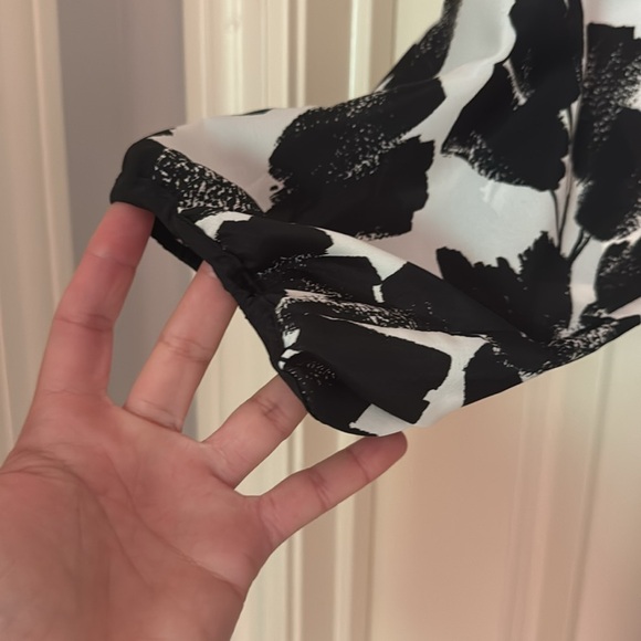 White House Black Market Monochrome Leaf Print Dress - Picture 3 of 10